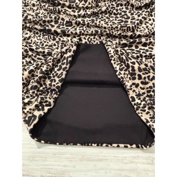 Vince Camuto, leopard ruched knee length skirt size S - Picture 5 of 8